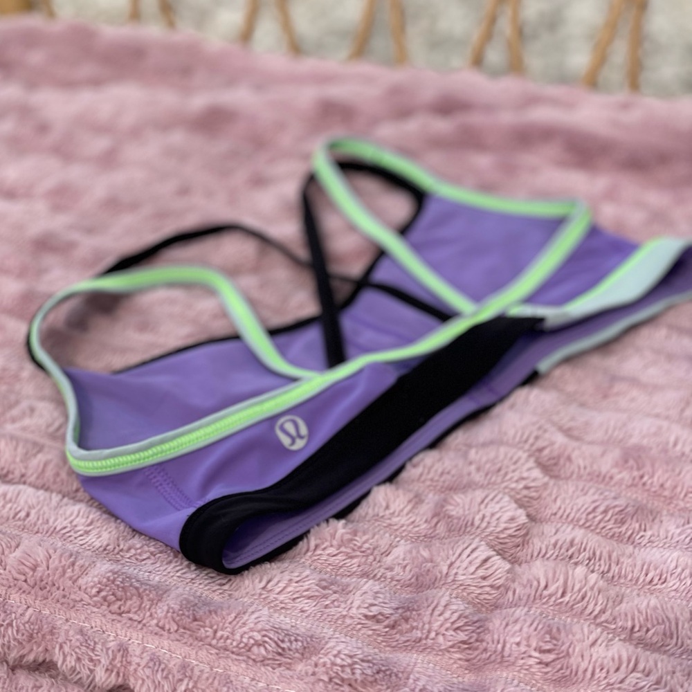lululemon athletica Sports Bra